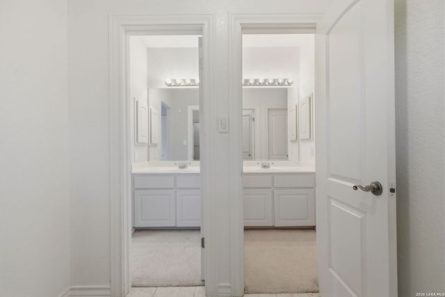1 Belcourt Pl, San Antonio, TX 78257