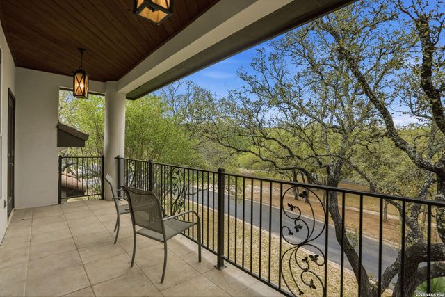 1 Belcourt Pl, San Antonio, TX 78257