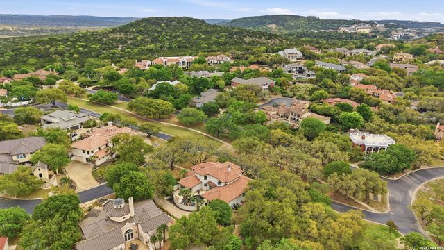 1 Belcourt Pl, San Antonio, TX 78257