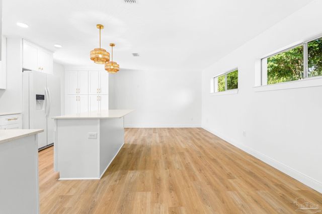 6215 Keating Rd, Pensacola, FL 32504