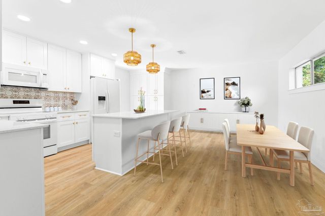 6215 Keating Rd, Pensacola, FL 32504