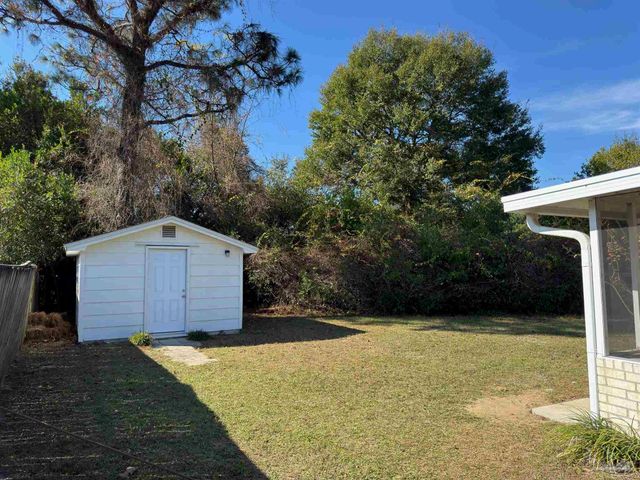 6215 Keating Rd, Pensacola, FL 32504