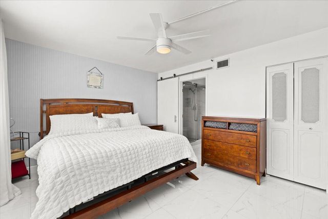 4550 NW 18th Avenue 406, Deerfield Beach, FL 33064