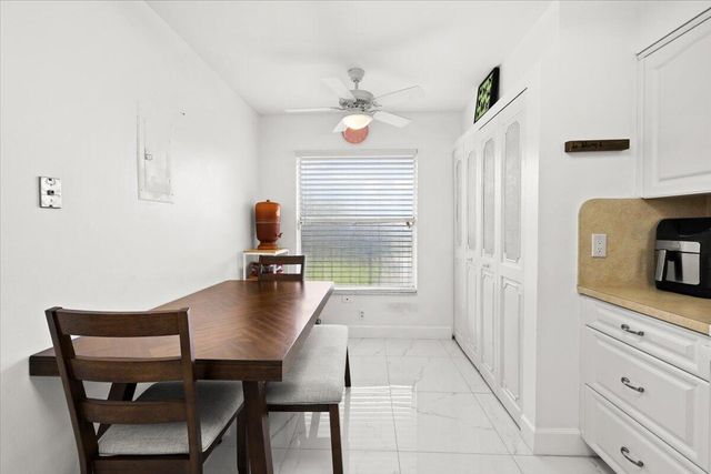 4550 NW 18th Avenue 406, Deerfield Beach, FL 33064