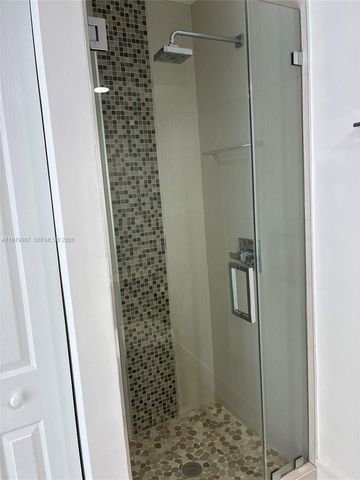 11543 SW 109th Rd 24B, Miami, FL 33176