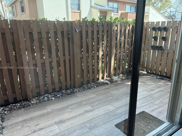 11543 SW 109th Rd 24B, Miami, FL 33176