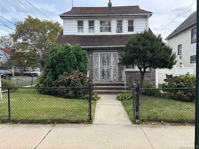 204-20 104th Avenue, Saint Albans, NY 11412