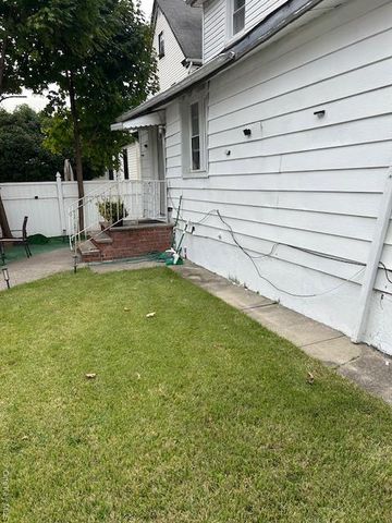 204-20 104th Avenue, Saint Albans, NY 11412