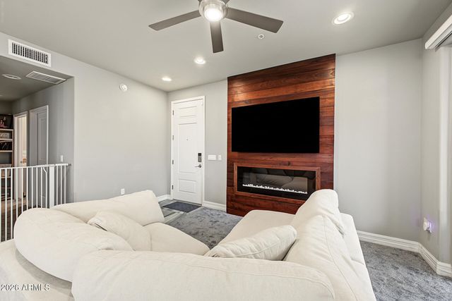 17850 N 68TH Street 3063, Phoenix, AZ 85054
