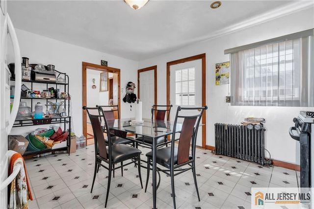 55 Smullen Street, Sayreville, NJ 08872