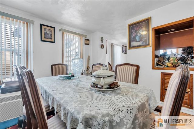 55 Smullen Street, Sayreville, NJ 08872