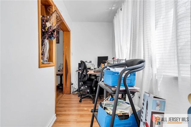 55 Smullen Street, Sayreville, NJ 08872