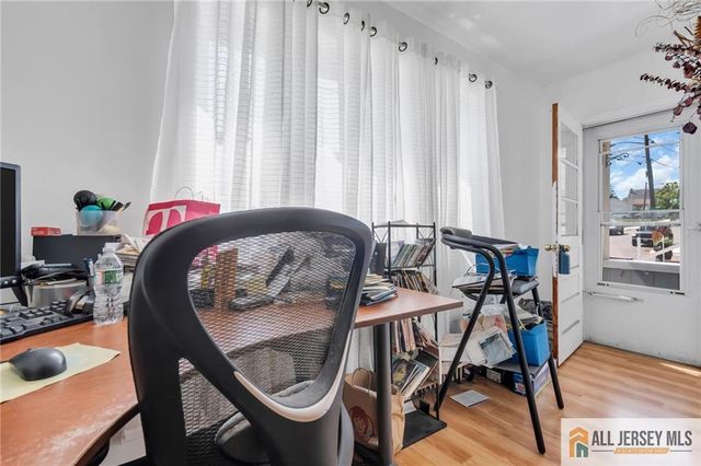 55 Smullen Street, Sayreville, NJ 08872