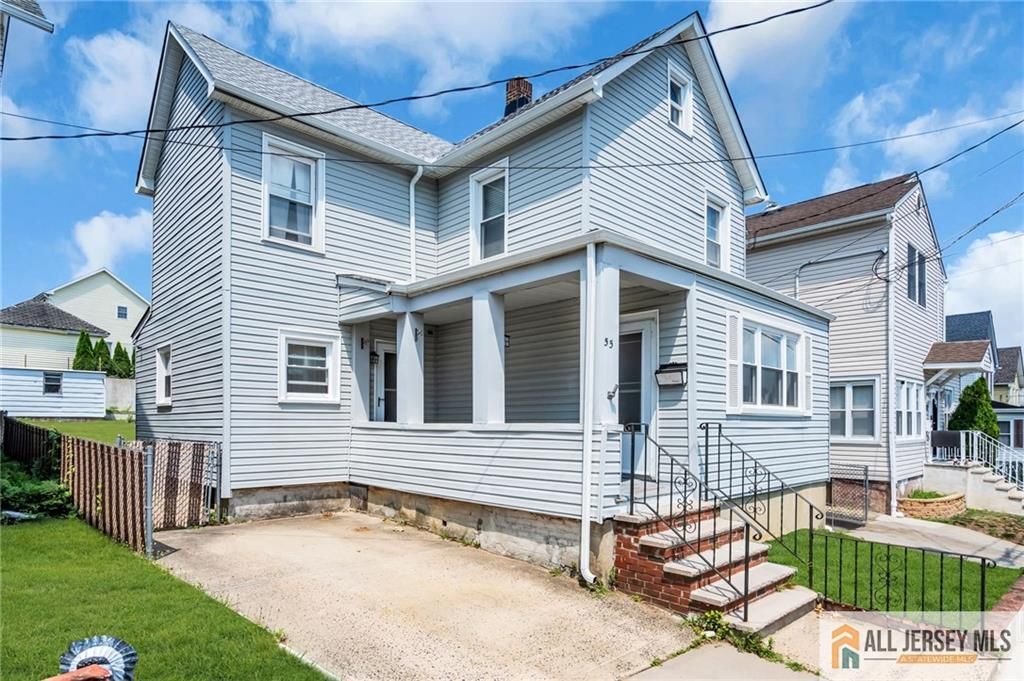 55 Smullen Street, Sayreville, NJ 08872