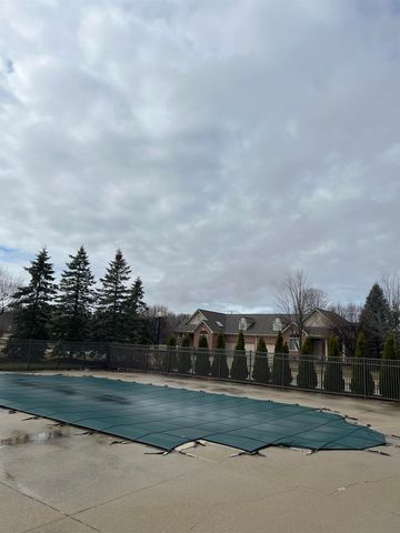 49514 Sable Creek Drive, Macomb Twp, MI 48042