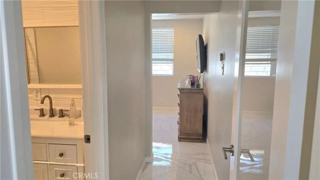 6429 Camellia Avenue, North Hollywood, CA 91606