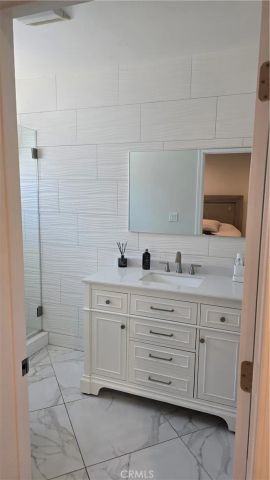 6429 Camellia Avenue, North Hollywood, CA 91606