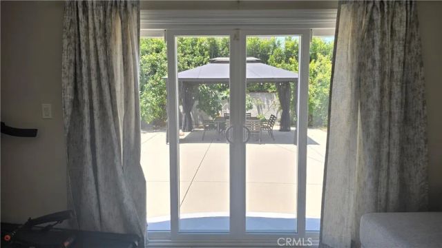 6429 Camellia Avenue, North Hollywood, CA 91606