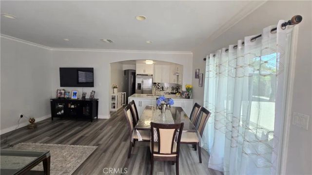 6429 Camellia Avenue, North Hollywood, CA 91606