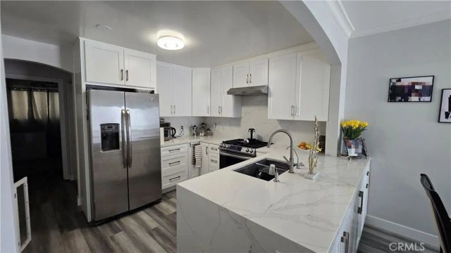 6429 Camellia Avenue, North Hollywood, CA 91606