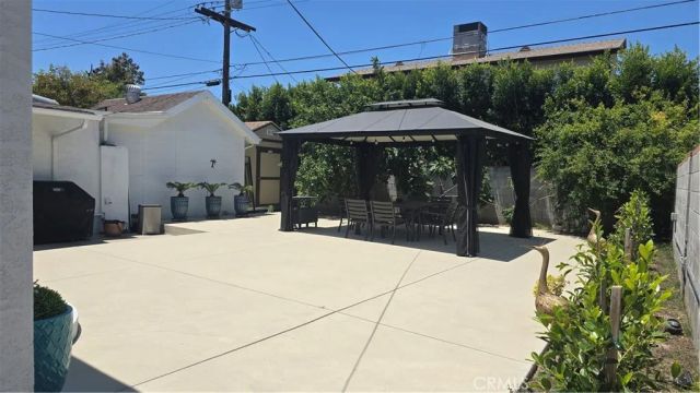 6429 Camellia Avenue, North Hollywood, CA 91606