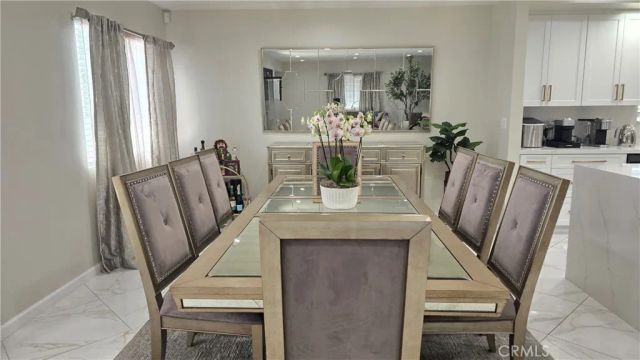 6429 Camellia Avenue, North Hollywood, CA 91606