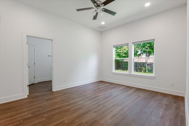 3015 Brazos River Drive, Granbury, TX 76048