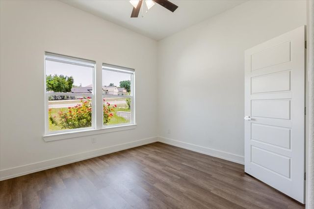 3015 Brazos River Drive, Granbury, TX 76048