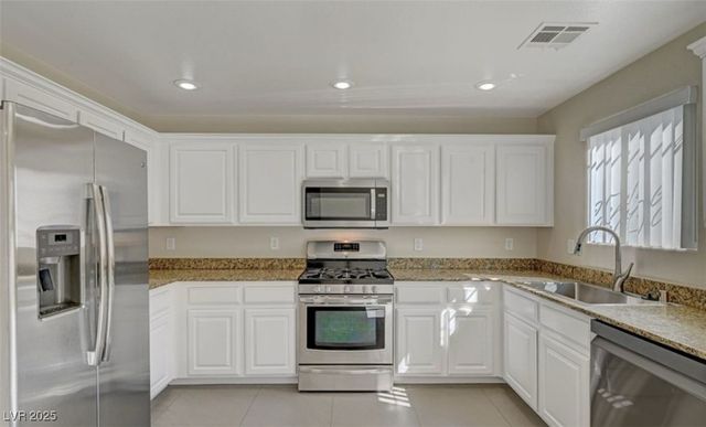 5733 Rose Tiara Drive, Las Vegas, NV 89139