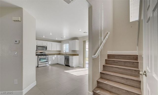 5733 Rose Tiara Drive, Las Vegas, NV 89139