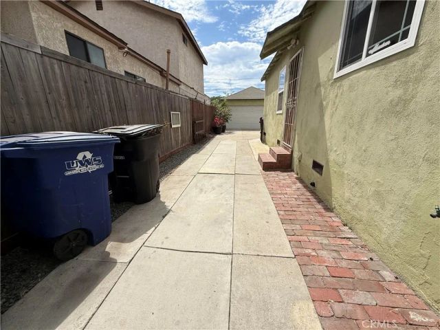 10411 Pinehurst, South Gate, CA 90280