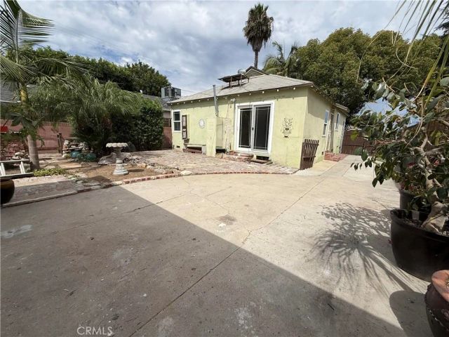 10411 Pinehurst, South Gate, CA 90280