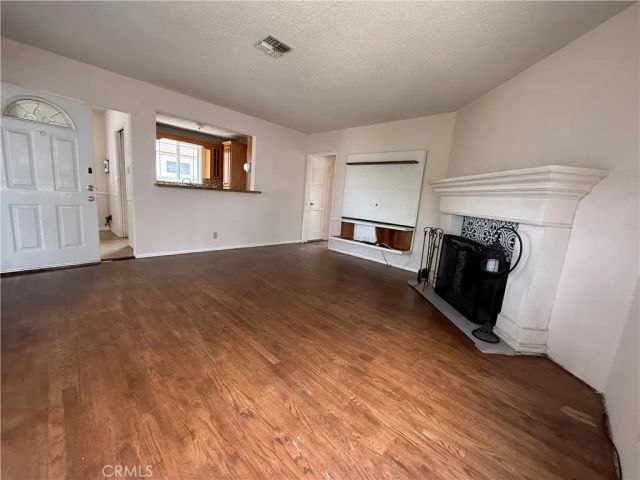 10411 Pinehurst, South Gate, CA 90280
