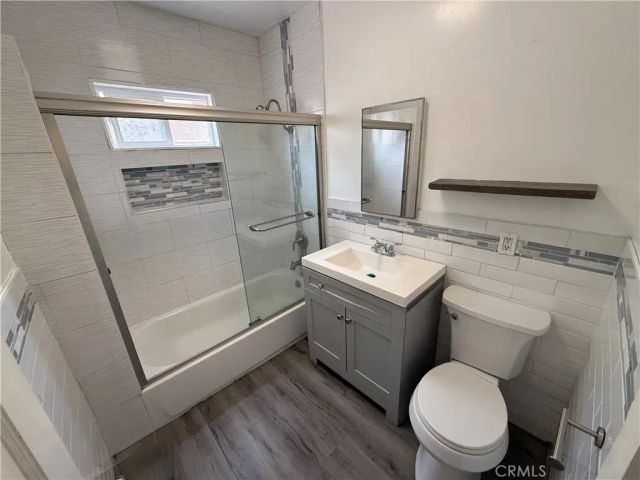10411 Pinehurst, South Gate, CA 90280
