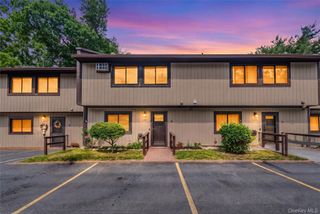 1505 Chelsea Cove S, Hopewell Junction, NY 12533