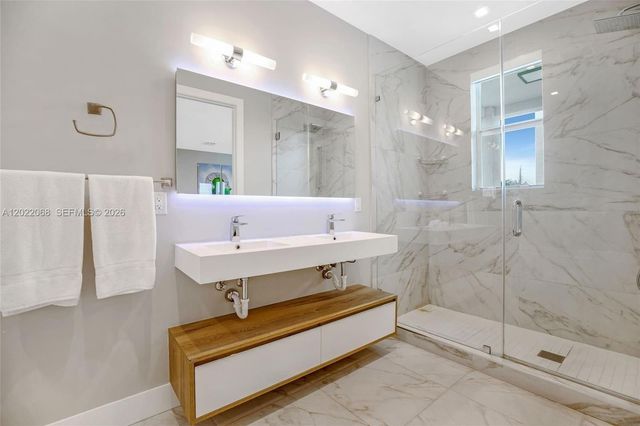 3657 SW 26th St, Miami, FL 33133