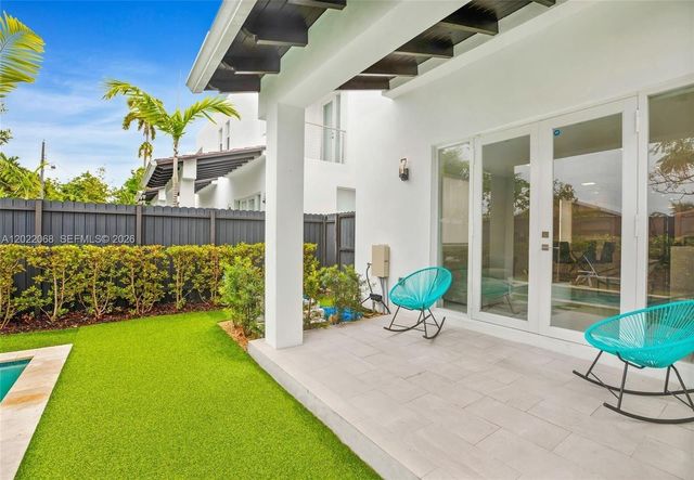 3657 SW 26th St, Miami, FL 33133