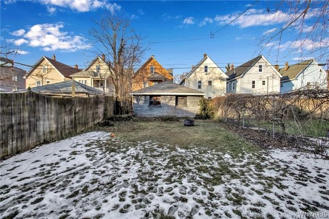 175 St James Place, Buffalo, NY 14222