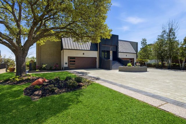 11707 Edgewater Court, Montgomery, TX 77356