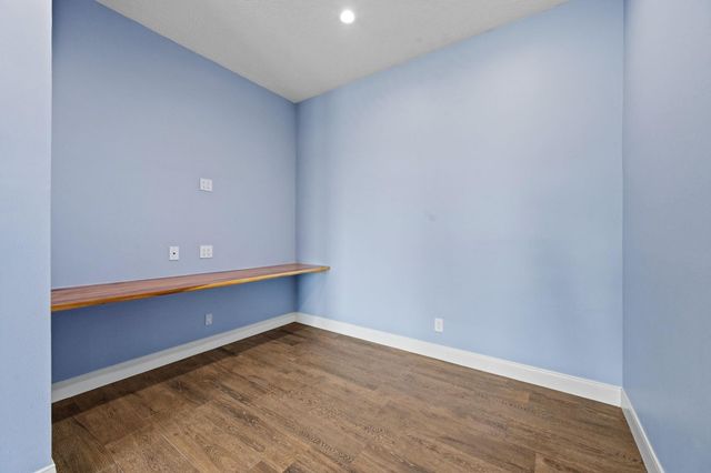 11707 Edgewater Court, Montgomery, TX 77356