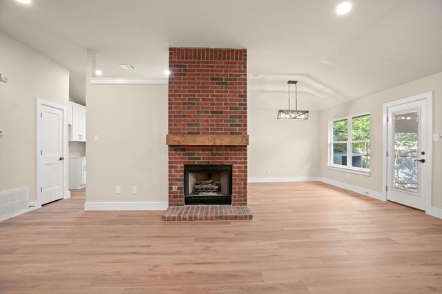 8802 Ampezo TRL, Austin, TX 78749