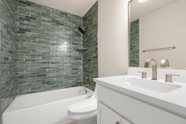 8802 Ampezo TRL, Austin, TX 78749