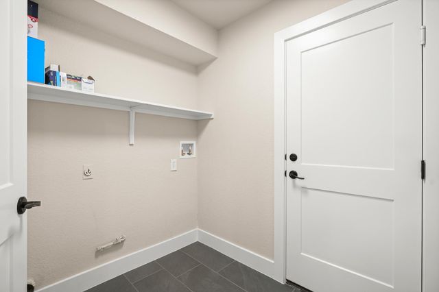 8802 Ampezo TRL, Austin, TX 78749