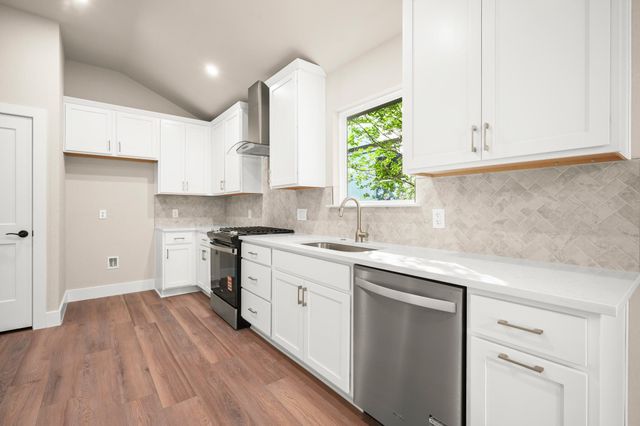 8802 Ampezo TRL, Austin, TX 78749