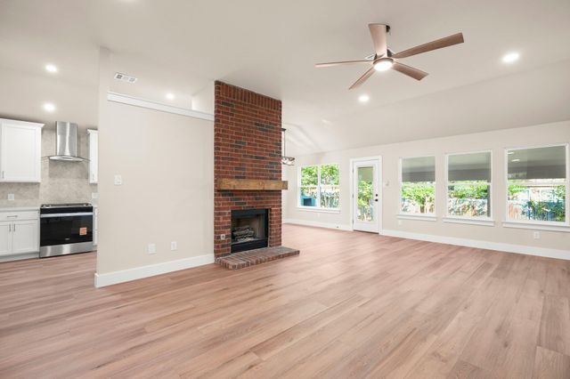 8802 Ampezo TRL, Austin, TX 78749