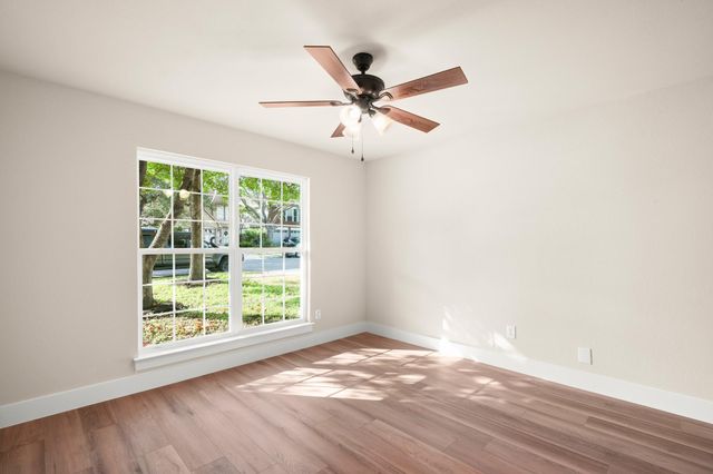 8802 Ampezo TRL, Austin, TX 78749