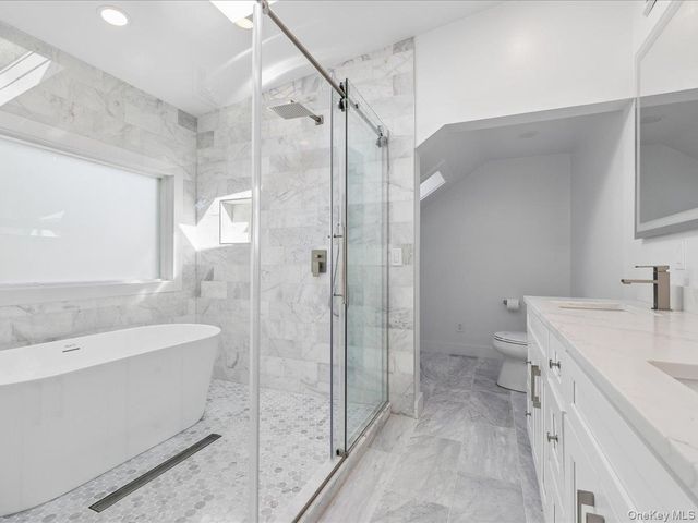 1579 N Sea Road, Southampton, NY 11968