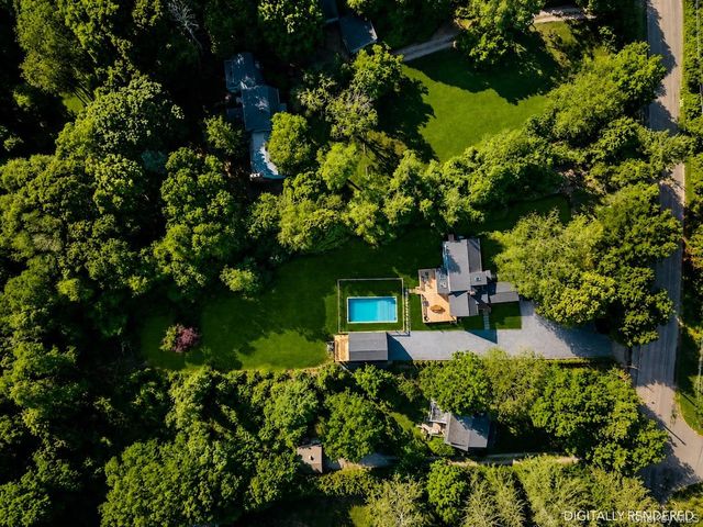 1579 N Sea Road, Southampton, NY 11968