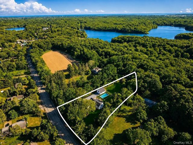 1579 N Sea Road, Southampton, NY 11968
