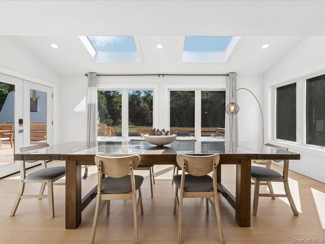 1579 N Sea Road, Southampton, NY 11968